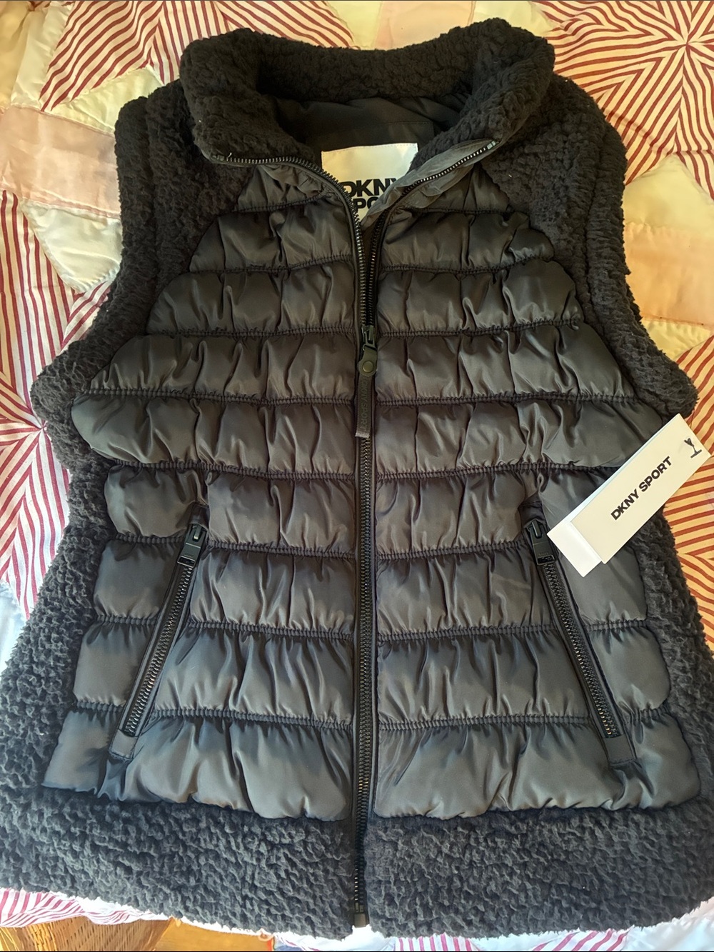 NWT DKNY Black Quilted Sherpa Vest Sz Small